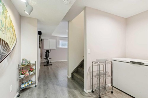 2203 Sirocco Drive Sw, Calgary, AB - Indoor