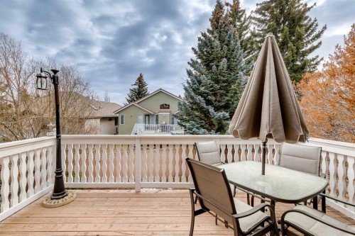 2203 Sirocco Drive Sw, Calgary, AB - Outdoor With Deck Patio Veranda