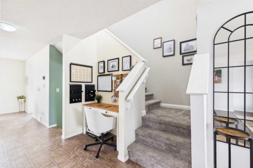 121 River Heights Crescent, Cochrane, AB - Indoor