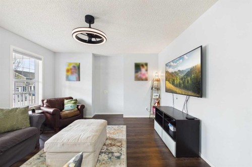 121 River Heights Crescent, Cochrane, AB - Indoor Photo Showing Living Room