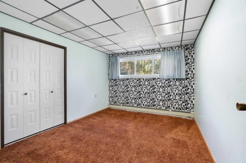 4214 50 Avenue, Olds, AB - Indoor Photo Showing Other Room