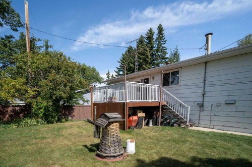 4214 50 Avenue, Olds, AB - Outdoor