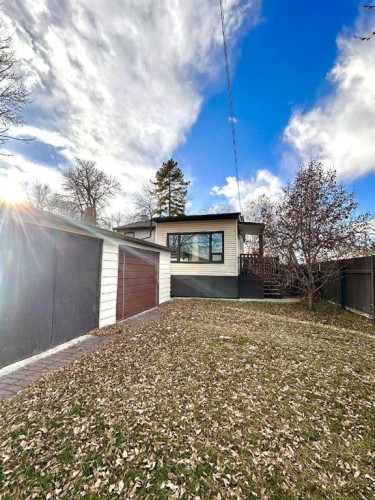 6204 18 Street Se, Calgary, AB - Outdoor