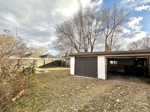 6204 18 Street Se, Calgary, AB - Outdoor