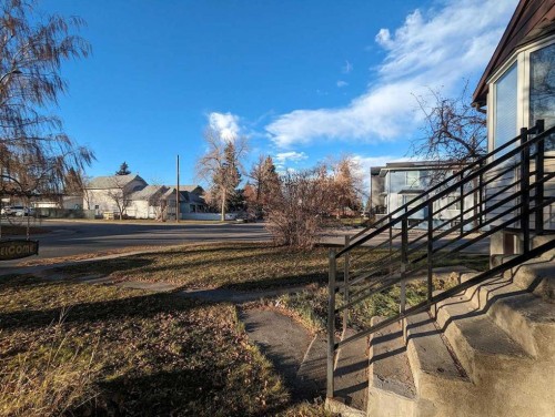 6204 18 Street Se, Calgary, AB - Outdoor With View