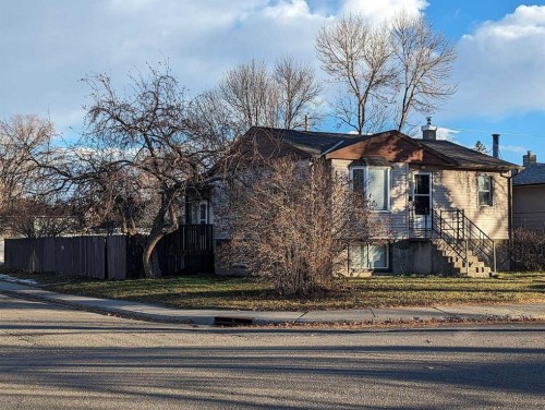 6204 18 Street Se, Calgary, AB - Outdoor