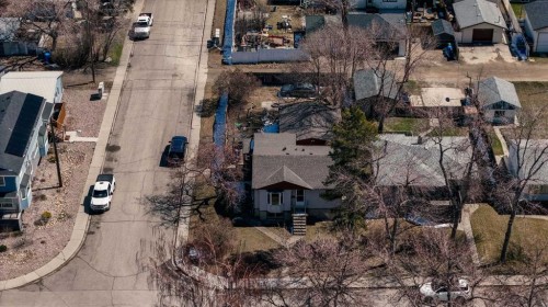 6204 18 Street Se, Calgary, AB - Outdoor