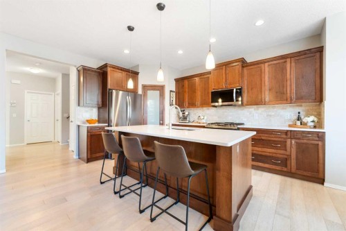 185 Auburn Glen Circle Se, Calgary, AB - Indoor Photo Showing Kitchen With Stainless Steel Kitchen With Upgraded Kitchen