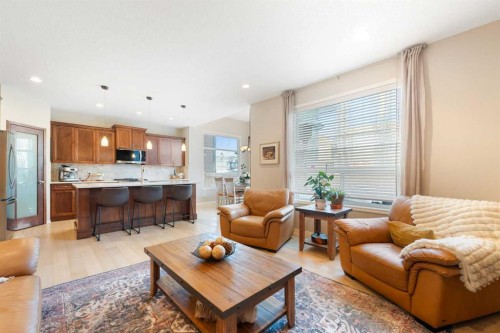 185 Auburn Glen Circle Se, Calgary, AB - Indoor Photo Showing Living Room