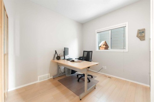 185 Auburn Glen Circle Se, Calgary, AB - Indoor Photo Showing Office