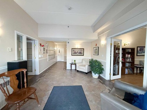 306-4514 54 Avenue, Olds, AB - Indoor