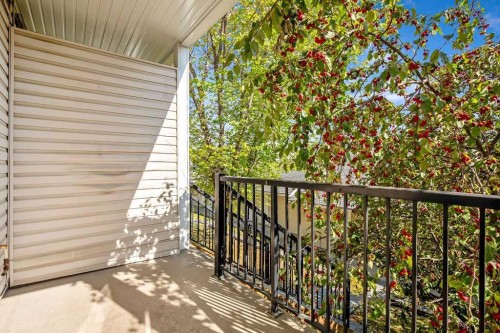 15-27 Springborough Boulevard Sw, Calgary, AB - Outdoor With Balcony With Exterior