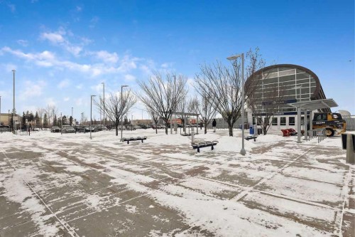 15-27 Springborough Boulevard Sw, Calgary, AB - Outdoor