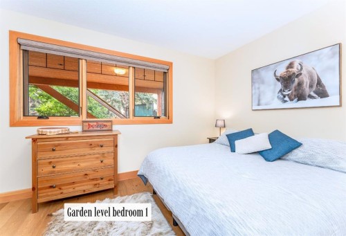 517 4Th Street, Canmore, AB - Indoor Photo Showing Bedroom