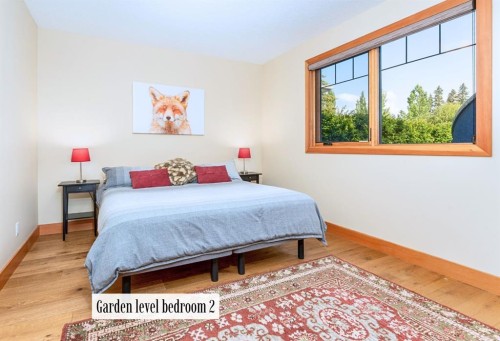 517 4Th Street, Canmore, AB - Indoor Photo Showing Bedroom