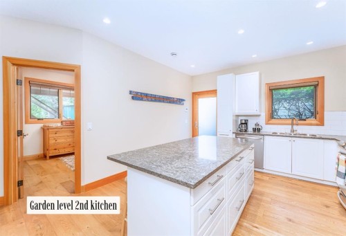 517 4Th Street, Canmore, AB - Indoor Photo Showing Kitchen