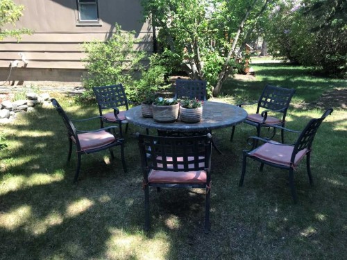 6424 32 Avenue Nw, Calgary, AB - Outdoor With Deck Patio Veranda With Backyard