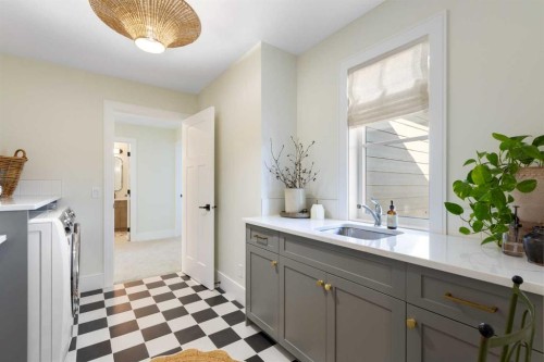 44 Alpine Common Sw, Calgary, AB - Indoor