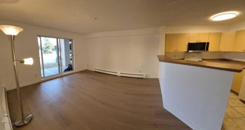 1117-12 Cimarron Common, Okotoks, AB - Indoor Photo Showing Other Room