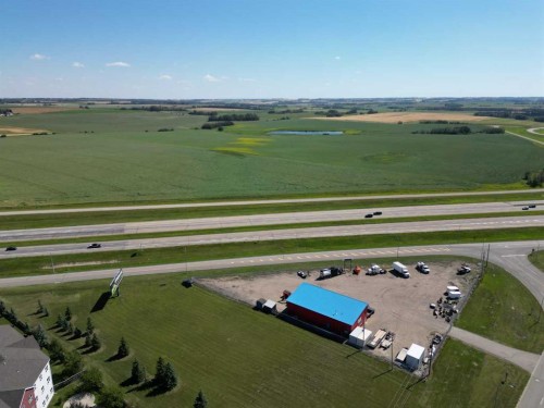 3208 52 Avenue, Innisfail, AB 