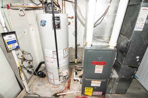 129 30 Avenue Nw, Calgary, AB - Indoor Photo Showing Basement