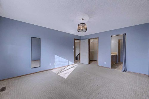 244 Eversyde Mews Sw, Calgary, AB - Indoor Photo Showing Other Room