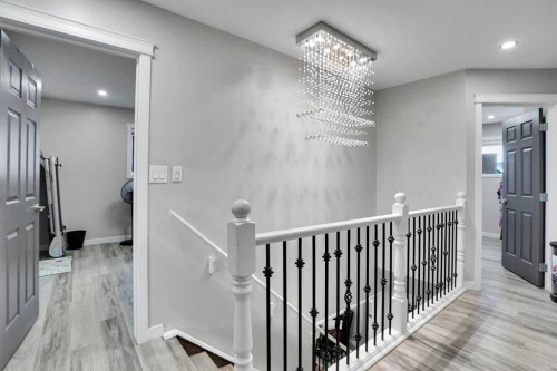 91 Copperstone Gate Se, Calgary, AB - Indoor Photo Showing Other Room