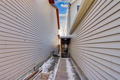 91 Copperstone Gate Se, Calgary, AB - Outdoor With Exterior