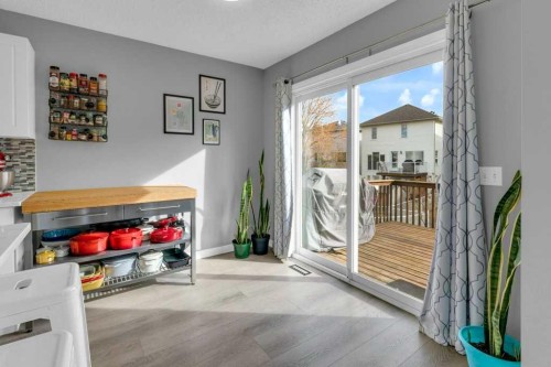 11185 Hidden Valley Drive Nw, Calgary, AB - Indoor Photo Showing Other Room