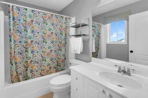 11185 Hidden Valley Drive Nw, Calgary, AB - Indoor Photo Showing Bathroom