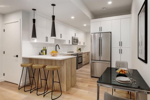 233 25 Avenue Ne, Calgary, AB 