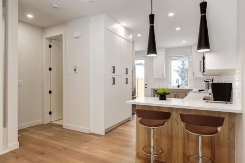 233 25 Avenue Ne, Calgary, AB 