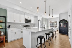 54 Cranbrook Gardens SE Calgary, AB T3M 3N9