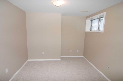 24 Panamount Lane Nw, Calgary, AB - Indoor Photo Showing Other Room