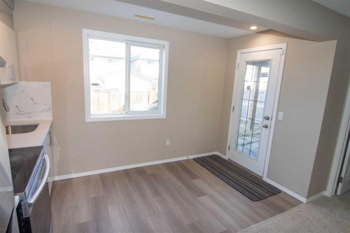 24 Panamount Lane Nw, Calgary, AB - Indoor Photo Showing Other Room