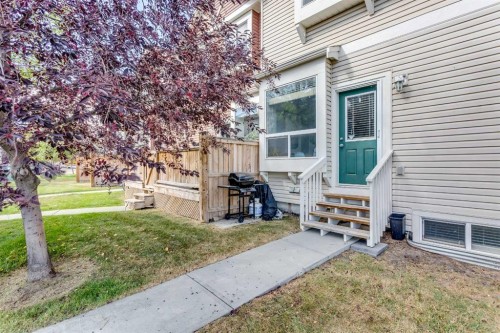 404-703 Luxstone Square Sw, Airdrie, AB - Outdoor