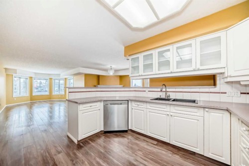 1322-1818 Simcoe Boulevard Sw, Calgary, AB - Indoor Photo Showing Kitchen With Double Sink