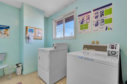 4-104 Sabrina Way Sw, Calgary, AB - Indoor Photo Showing Laundry Room
