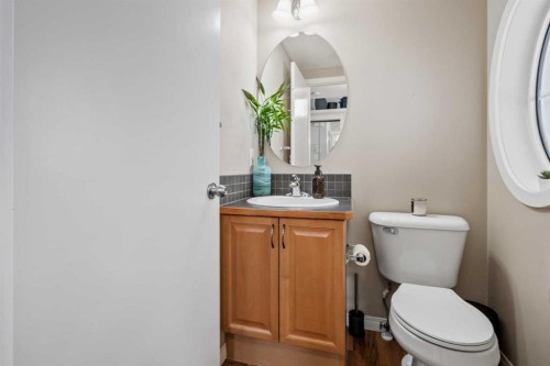 4 Tuscany Ridge Way Nw, Calgary, AB - Indoor Photo Showing Bathroom