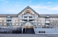 311-7239 Sierra Morena Boulevard SW Calgary, AB T3H 3L7