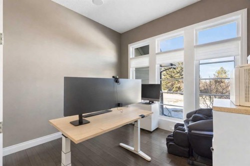 800 E Lakeview Road, Chestermere, AB - Indoor Photo Showing Office