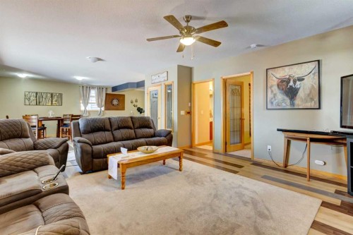 533 Highwood Drive, Longview, AB - Indoor Photo Showing Living Room