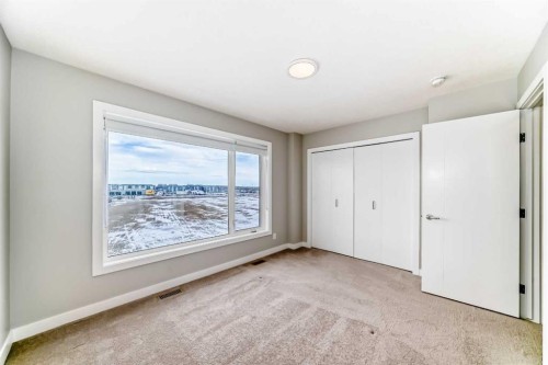 112 Evanscrest Square Nw, Calgary, AB - Indoor Photo Showing Other Room