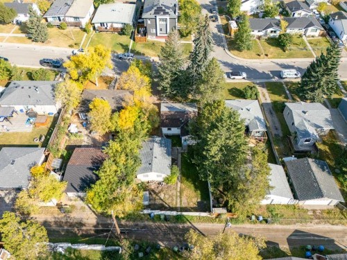 6507 34 Avenue Nw, Calgary, AB - Outdoor With View