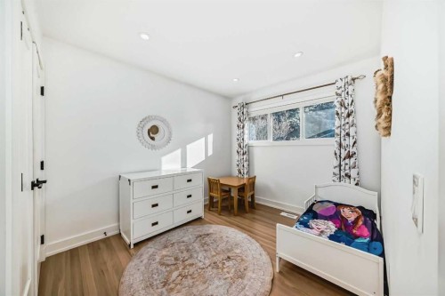 132 Wedgewood Drive Sw, Calgary, AB - Indoor