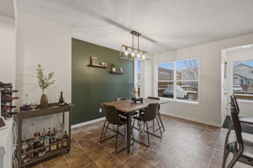 59 Prestwick Bay Se, Calgary, AB - Indoor Photo Showing Dining Room