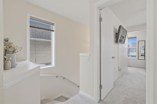 59 Prestwick Bay Se, Calgary, AB - Indoor Photo Showing Other Room