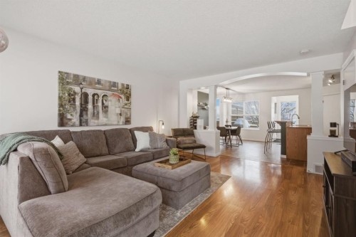 59 Prestwick Bay Se, Calgary, AB - Indoor Photo Showing Living Room