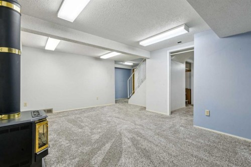 3412 Temple Road Ne, Calgary, AB - Indoor