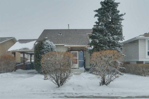 3412 Temple Road Ne, Calgary, AB - Outdoor